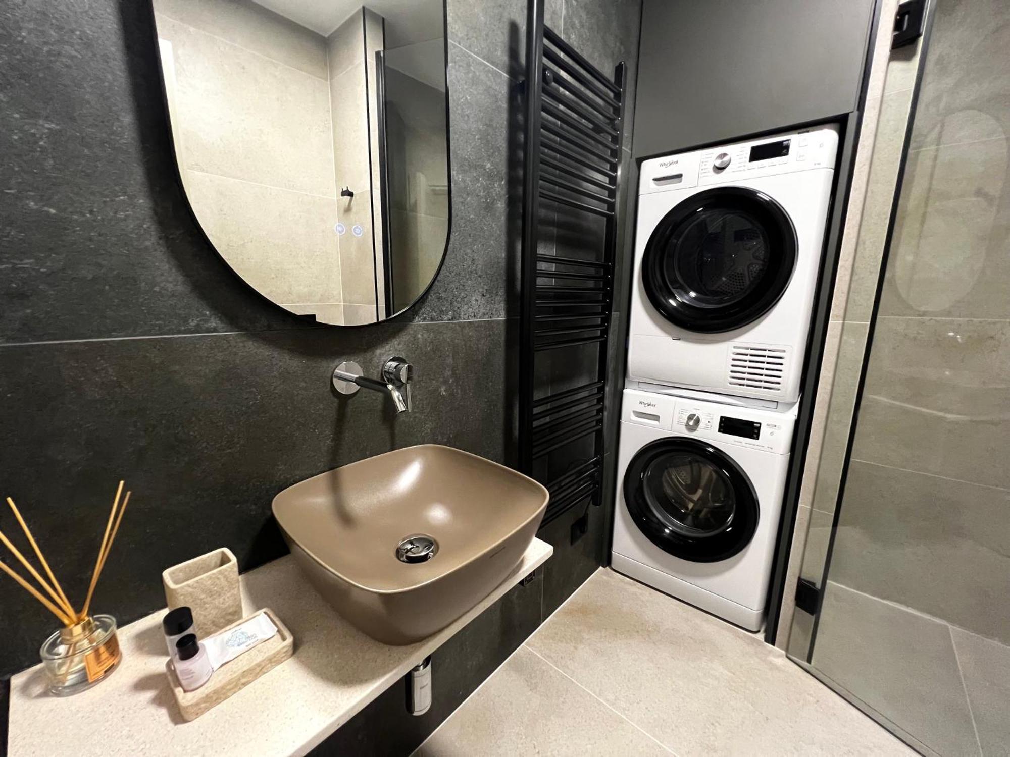 Golden Beach Suites Sarande Ngoại thất bức ảnh